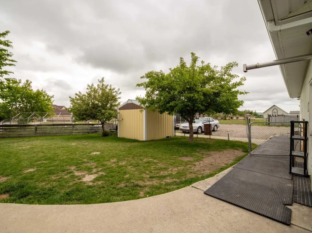 640 Tumbleweed Avenue Pincher Creek AB T0K 1W0