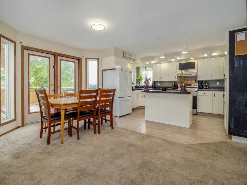 640 Tumbleweed Avenue Pincher Creek AB T0K 1W0