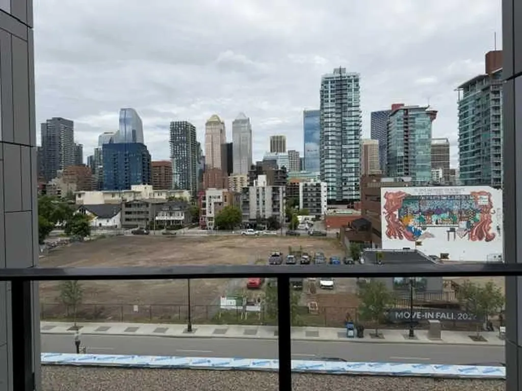 210 18 Avenue SW Calgary AB T2S0C1