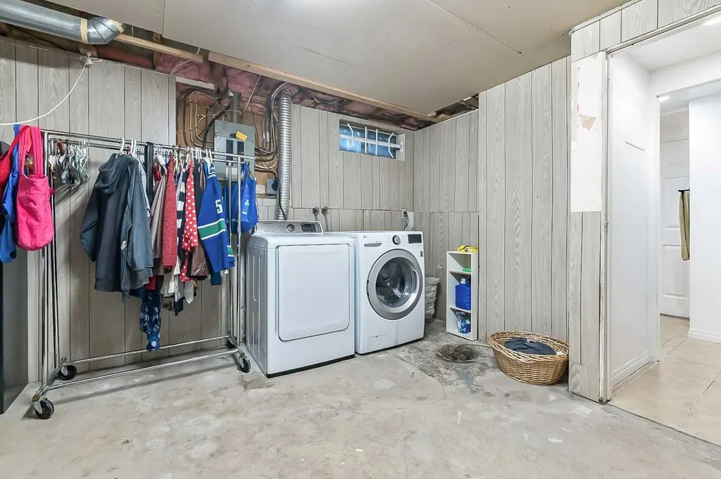 399 Maitland Crescent NE Calgary AB T2A 5T6