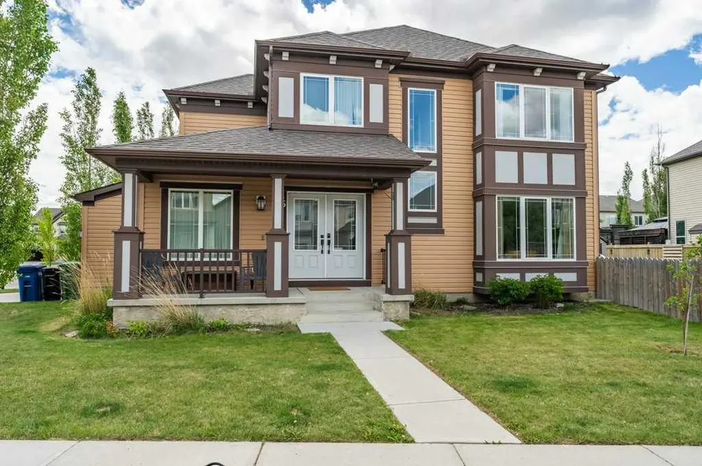 15 Windwood Grove SW Airdrie AB T4B 3T2