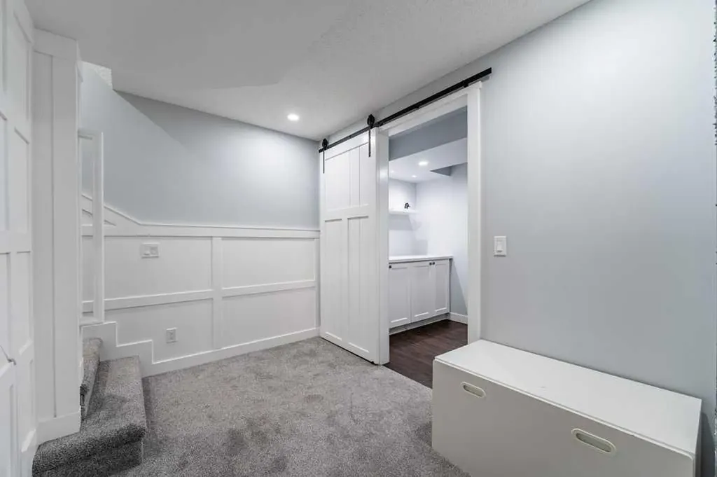 15 Windwood Grove SW Airdrie AB T4B 3T2