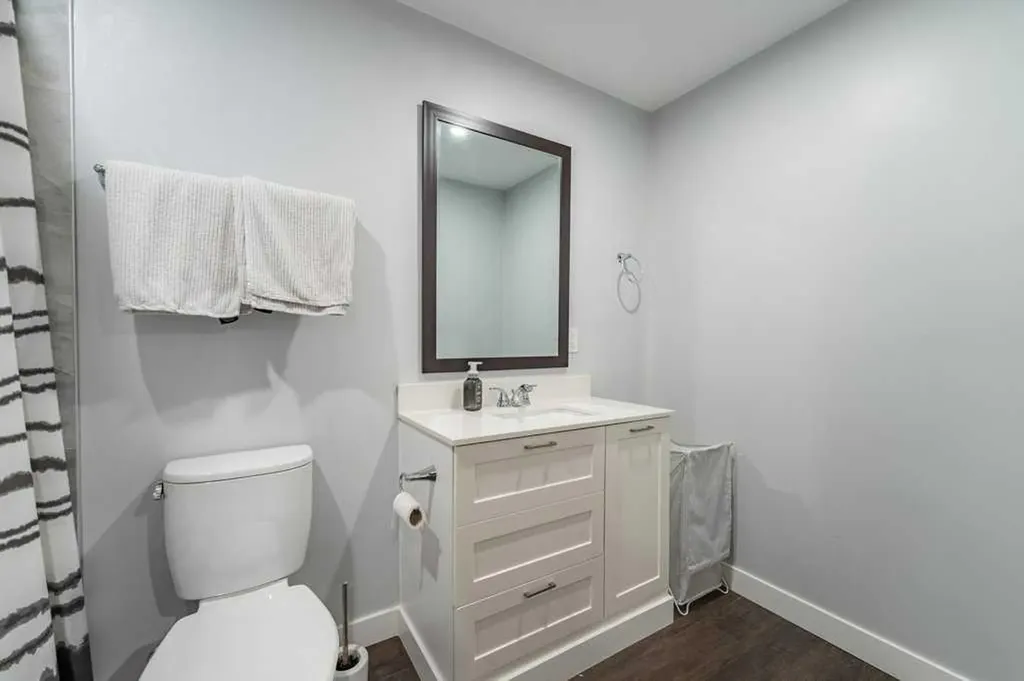 15 Windwood Grove SW Airdrie AB T4B 3T2