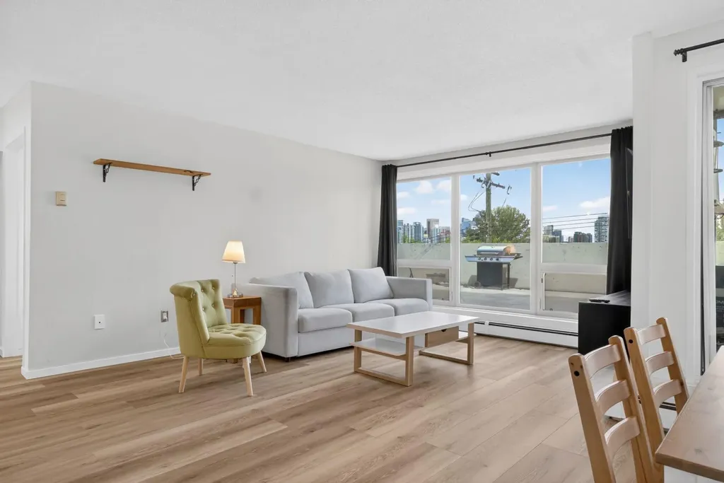 2130 17 Street SW Calgary AB T2T 4M5