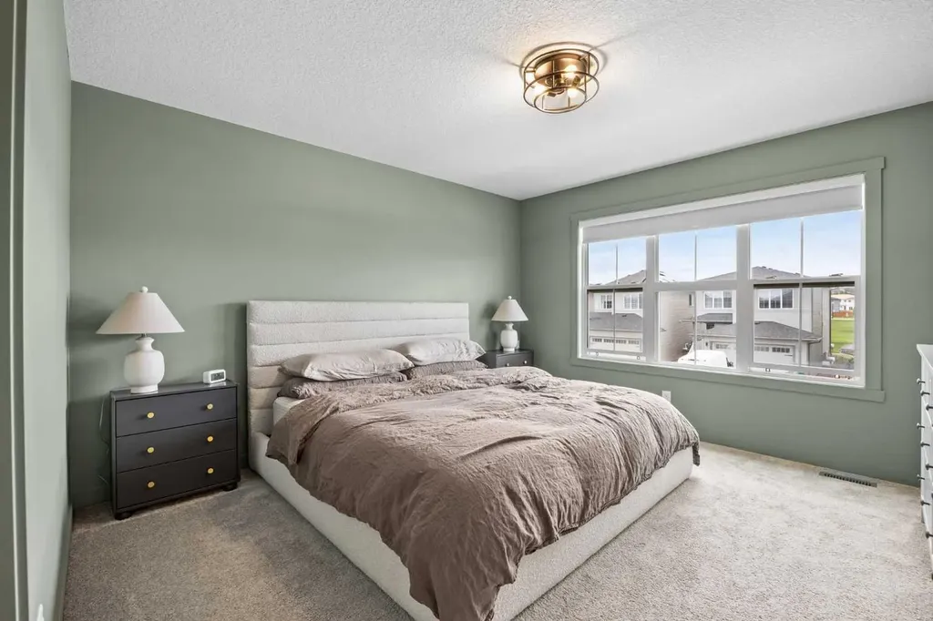 519 Clydesdale Way Cochrane AB T4C 3B6