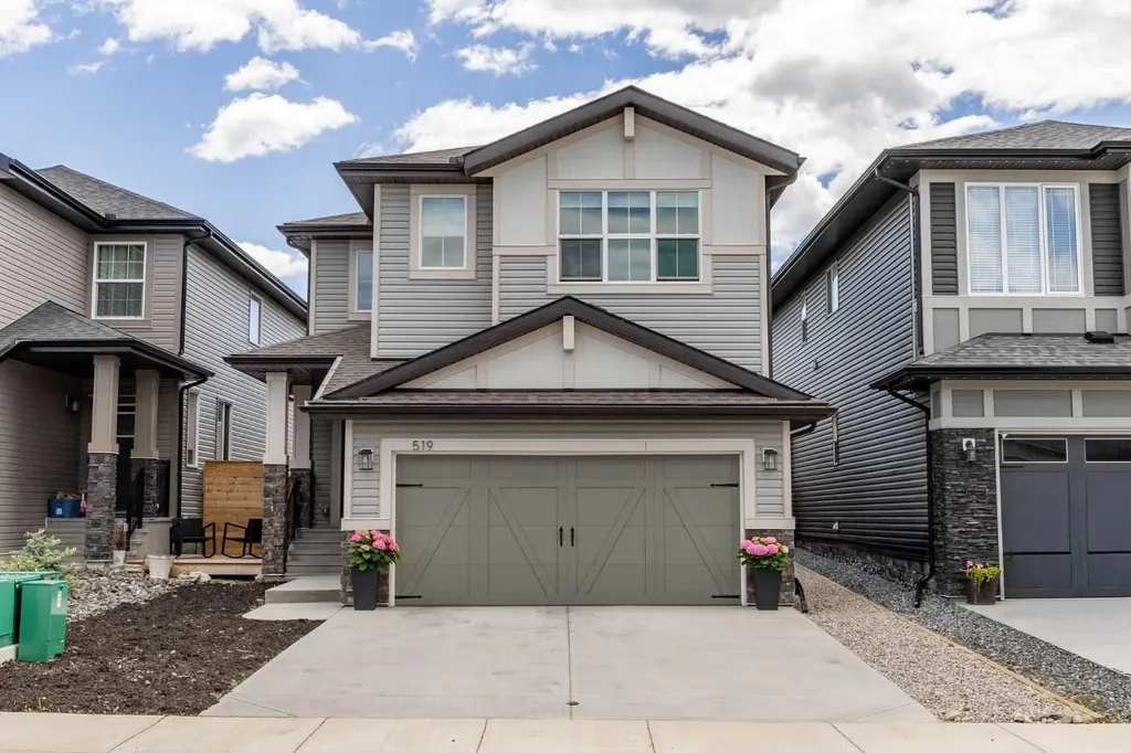 519 Clydesdale Way Cochrane AB T4C 3B6