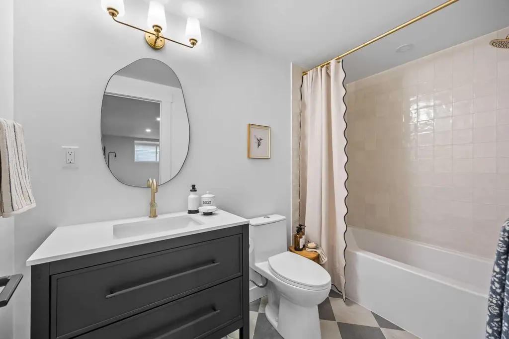 519 Clydesdale Way Cochrane AB T4C 3B6