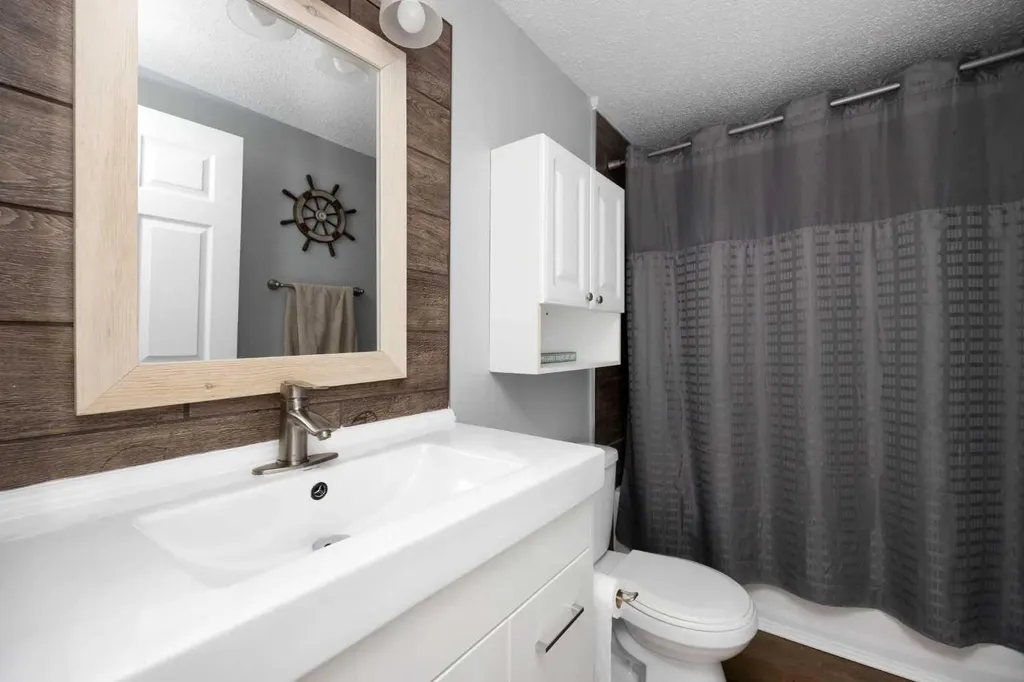 273 Grey Crescent Fort Mcmurray AB T9H 2N7