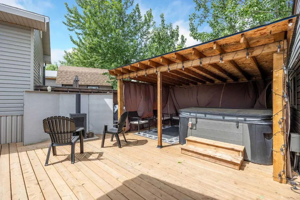 273 Grey Crescent Fort Mcmurray AB T9H 2N7