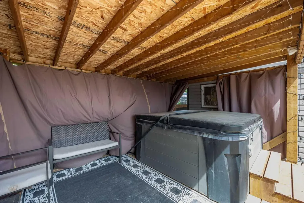 273 Grey Crescent Fort Mcmurray AB T9H 2N7