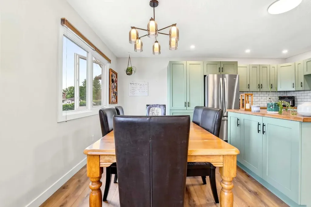 10 Opal Close Lacombe AB T4L 1P9