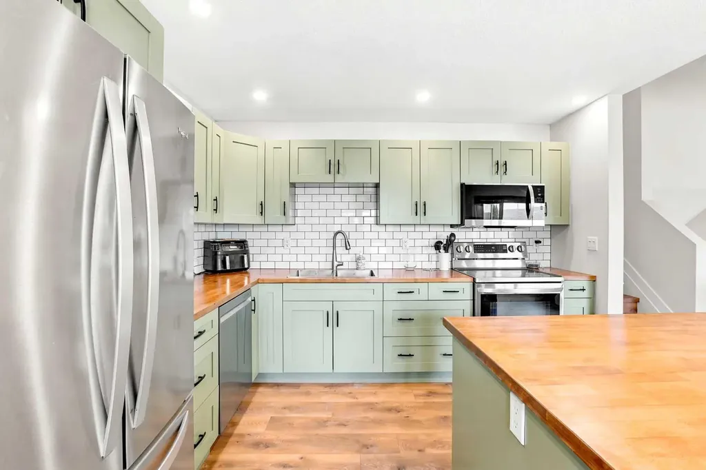 10 Opal Close Lacombe AB T4L 1P9