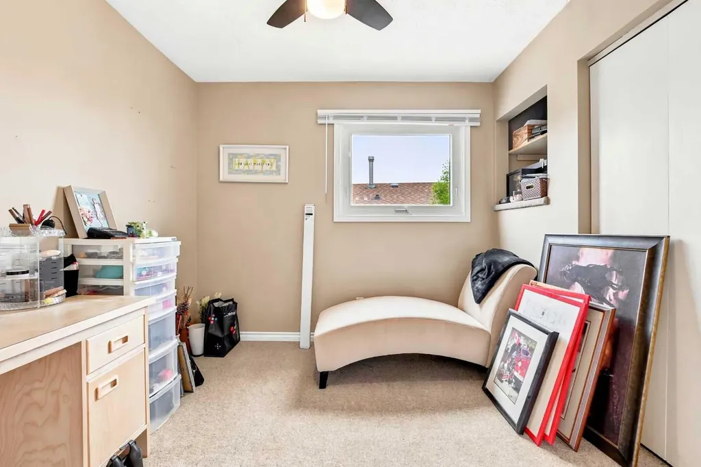 10 Opal Close Lacombe AB T4L 1P9