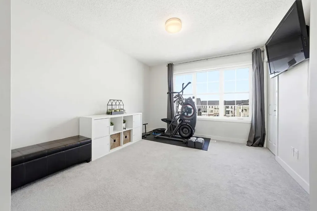 14 Nolan Hill Gate NW Calgary AB T3R 0T9