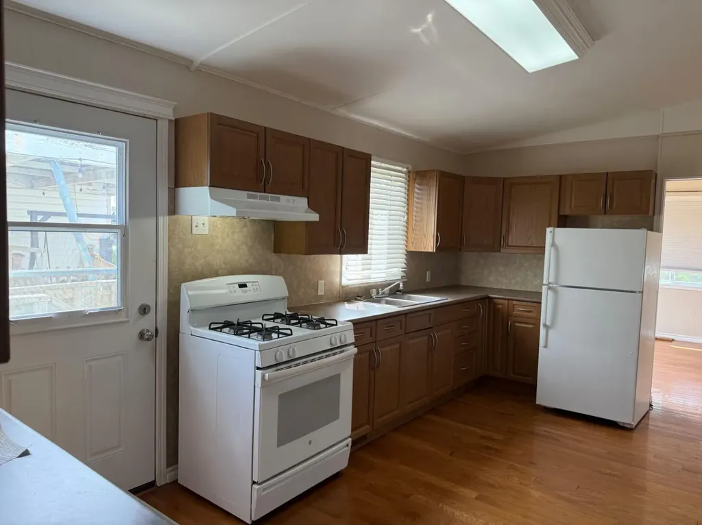 5308 57 Street Lloydminster AB T9V 2A3
