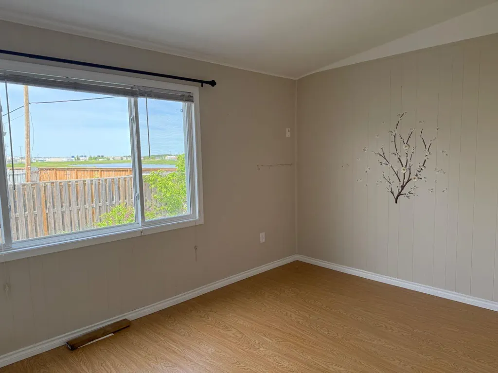 5308 57 Street Lloydminster AB T9V 2A3