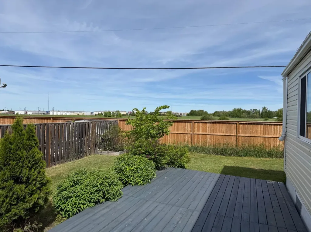 5308 57 Street Lloydminster AB T9V 2A3