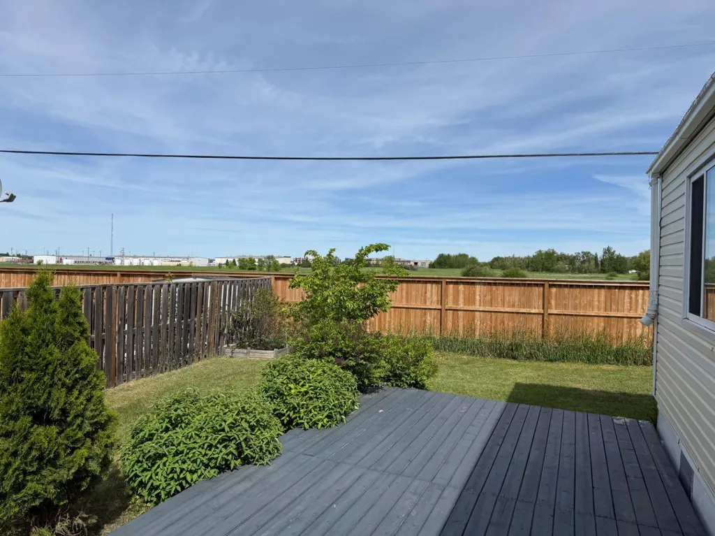 5308 57 Street Lloydminster AB T9V 2A3