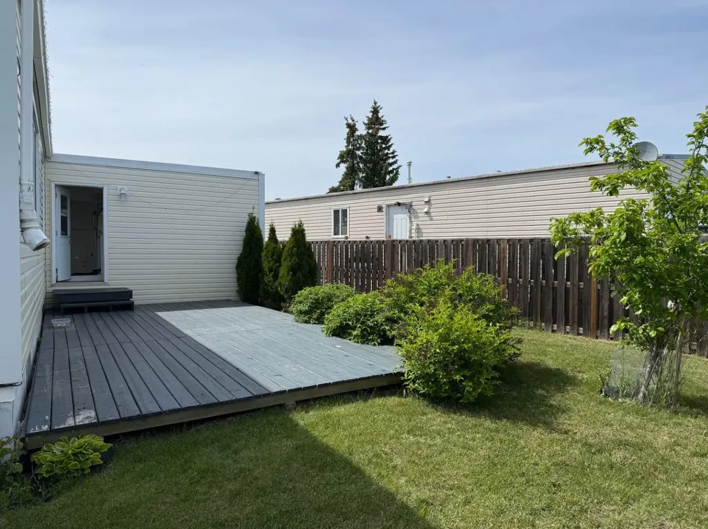 5308 57 Street Lloydminster AB T9V 2A3