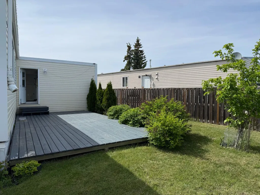 5308 57 Street Lloydminster AB T9V 2A3