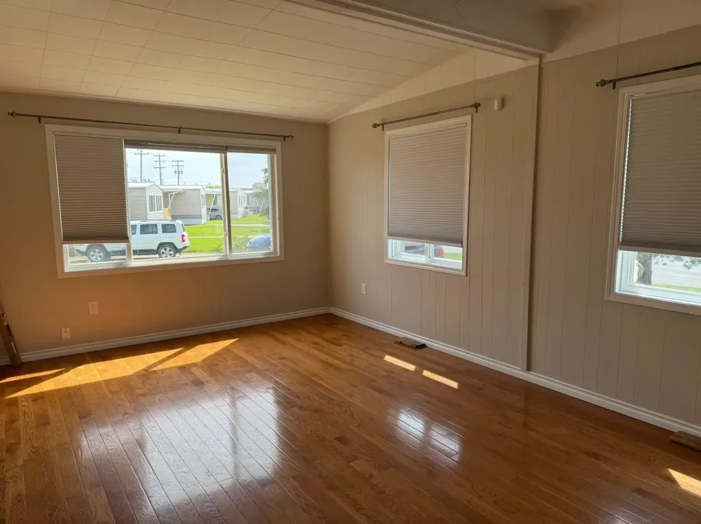 5308 57 Street Lloydminster AB T9V 2A3