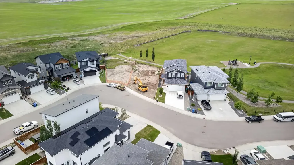 1282 Pacific Circle W Lethbridge AB T1J 5V3