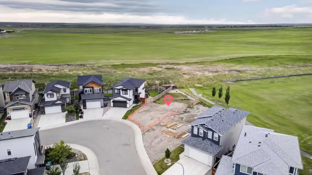 1282 Pacific Circle W Lethbridge AB T1J 5V3