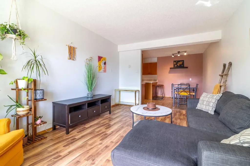 855 Columbia Boulevard W Lethbridge AB T1K 5B8
