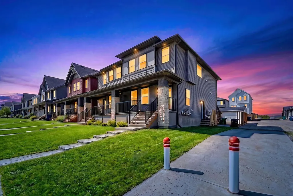 125 Edith Gate NW Calgary AB T3R 1Z2