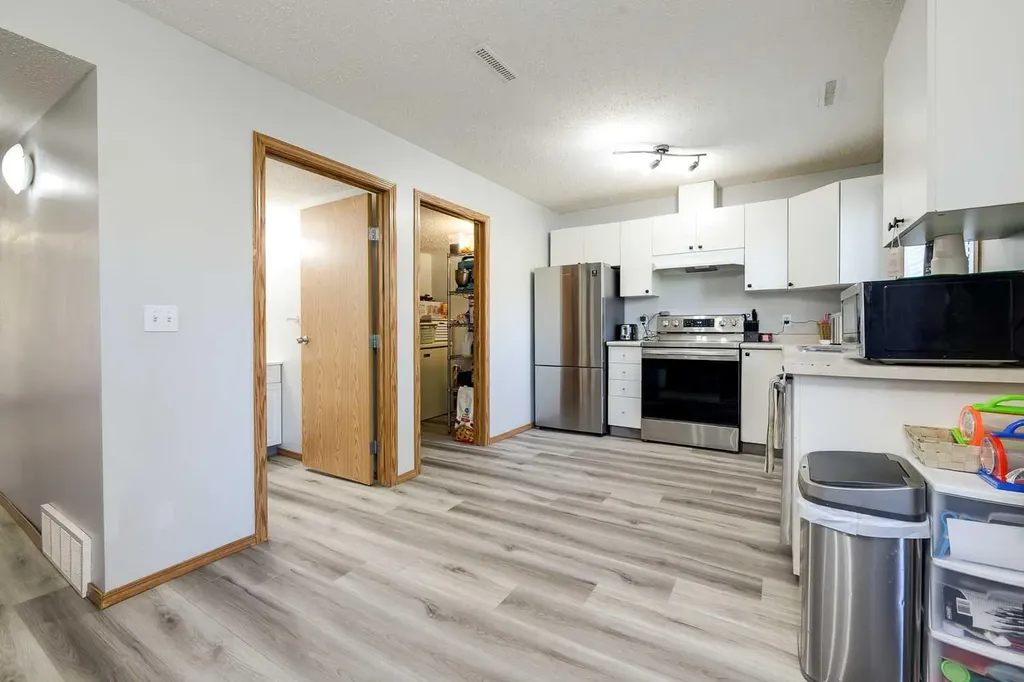 100 Jordan Parkway Red Deer AB T4P 0B6