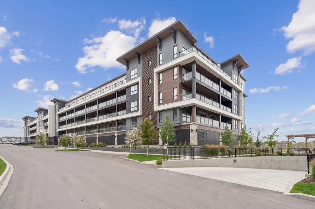 1802 Mahogany Boulevard SE Calgary AB T3M 4A5