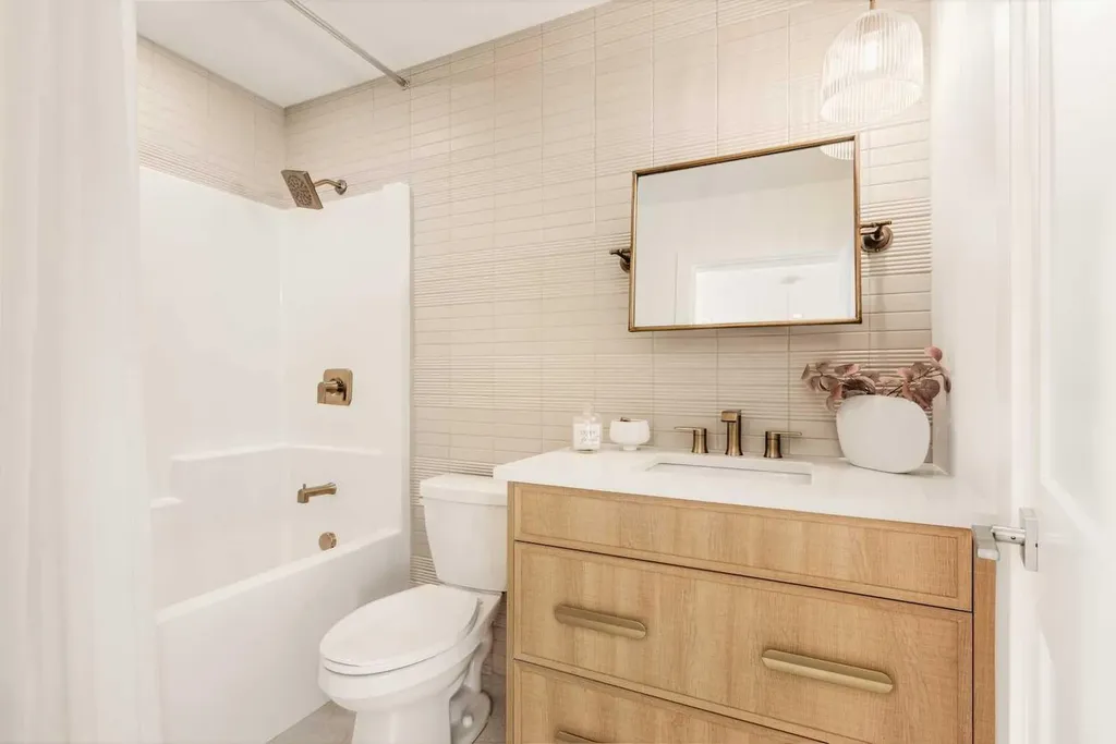 1802 Mahogany Boulevard SE Calgary AB T3M4A5