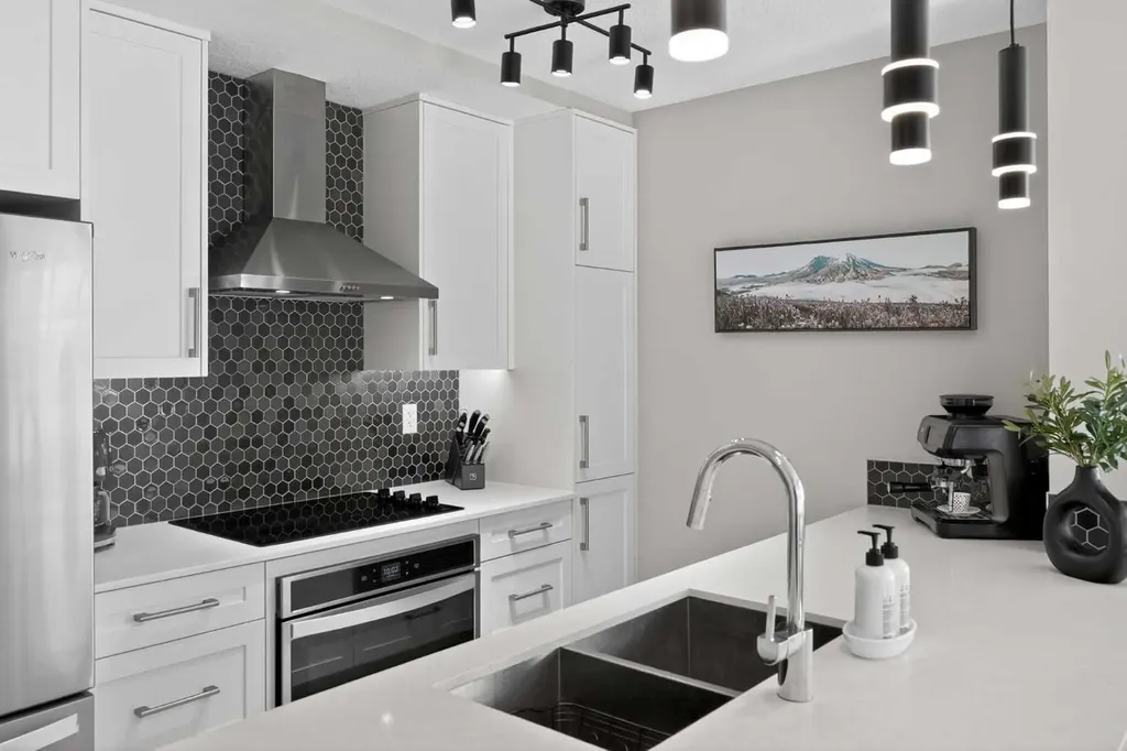 2231 Mahogany Boulevard SE Calgary AB T3M 3E1