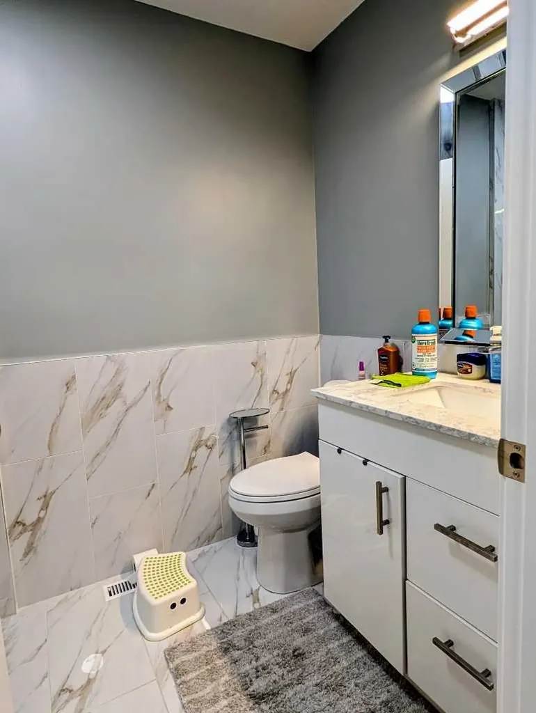 2851 Dovely Park SE Calgary AB T2B3G9