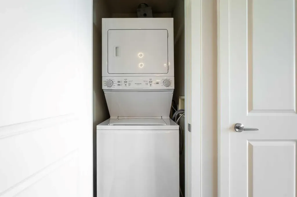 99 Spruce Place SW Calgary AB T3C 3X7