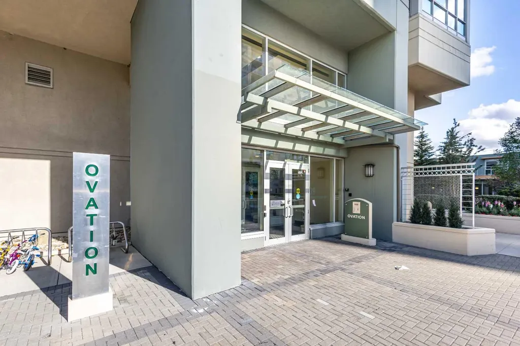 99 Spruce Place SW Calgary AB T3C 3X7