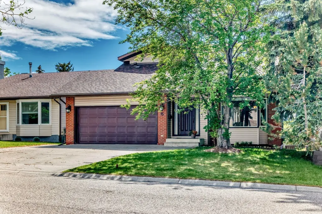15 Hawkcliff Way NW Calgary AB T3G 2R8