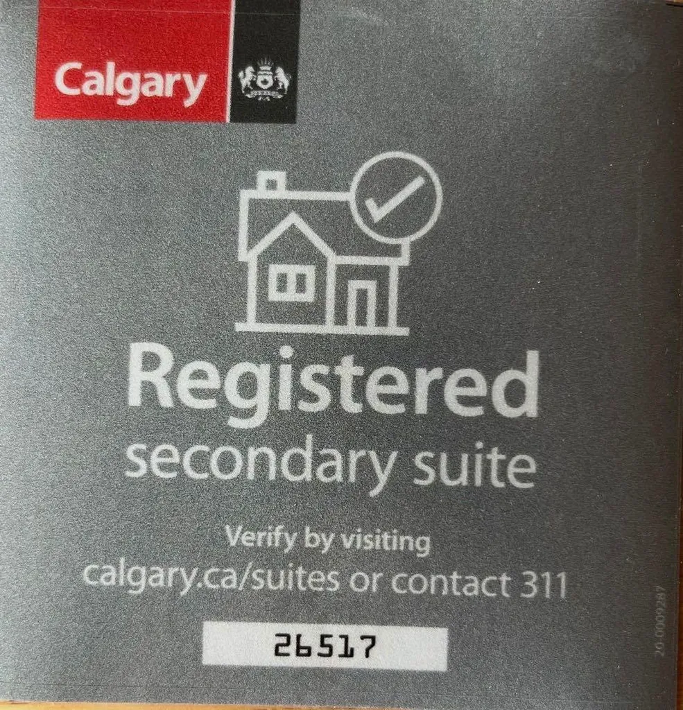 15 Hawkcliff Way NW Calgary AB T3G 2R8