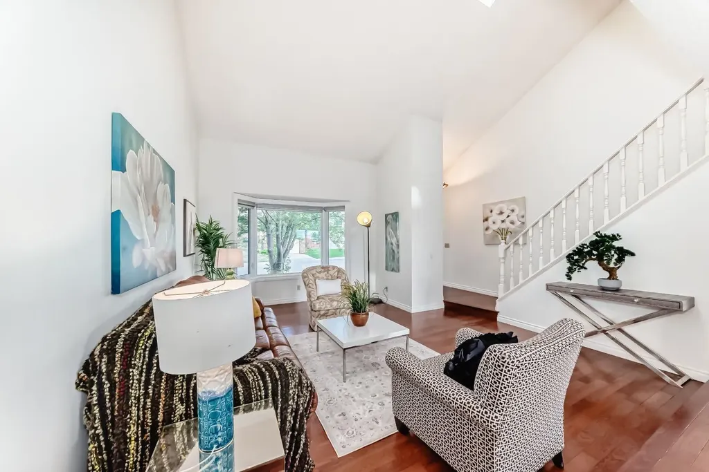 15 Hawkcliff Way NW Calgary AB T3G 2R8