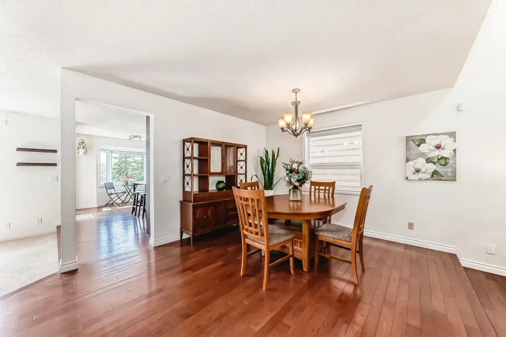 15 Hawkcliff Way NW Calgary AB T3G 2R8