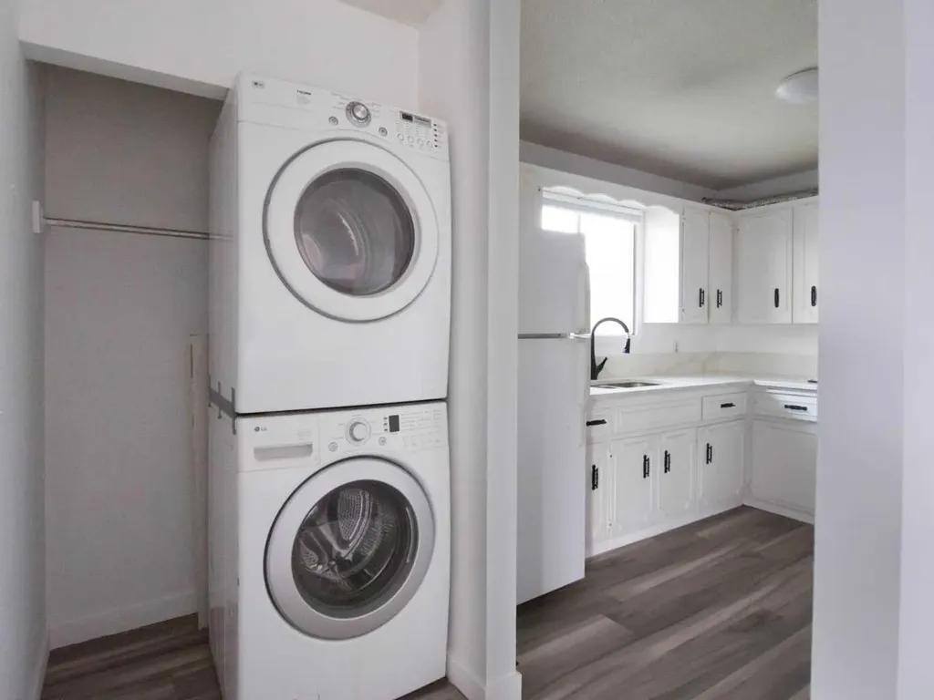 196 Fonda Drive SE Calgary AB T2A 6E6