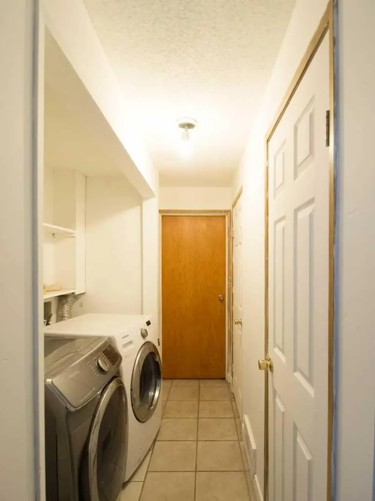 196 Fonda Drive SE Calgary AB T2A 6E6