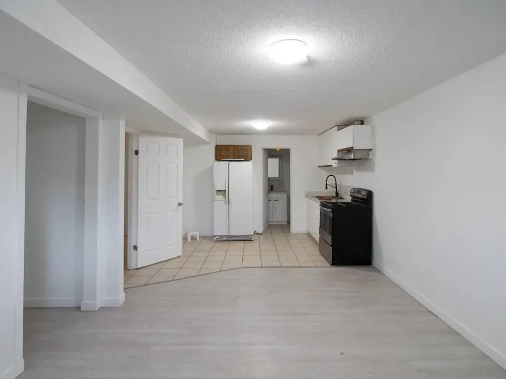 196 Fonda Drive SE Calgary AB T2A 6E6