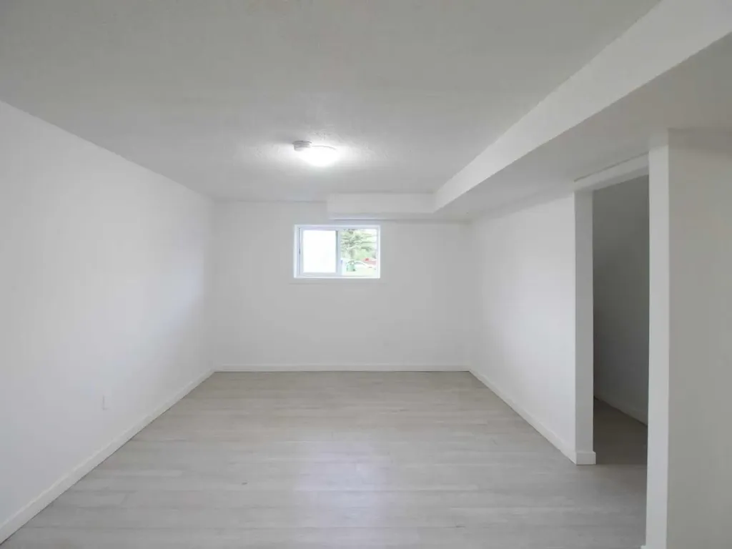 196 Fonda Drive SE Calgary AB T2A 6E6