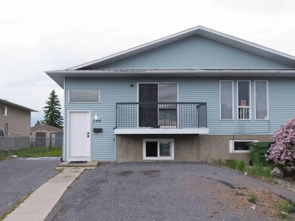 196 Fonda Drive SE Calgary AB T2A 6E6