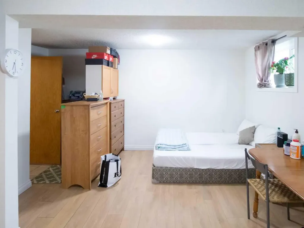 196 Fonda Drive SE Calgary AB T2A 6E6