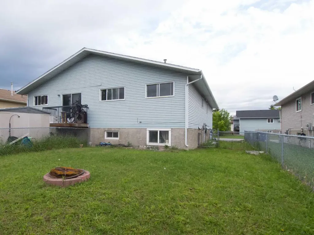 196 Fonda Drive SE Calgary AB T2A 6E6
