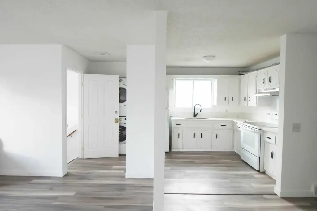 196 Fonda Drive SE Calgary AB T2A 6E6