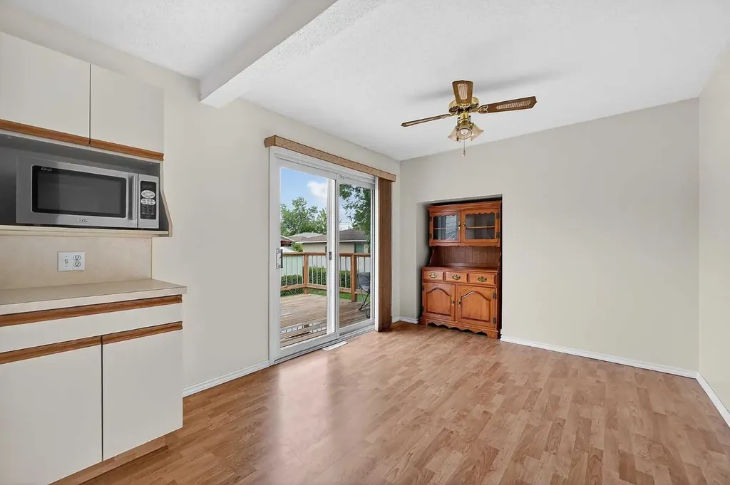 7435 25 Street SE Calgary AB T2C 1A3
