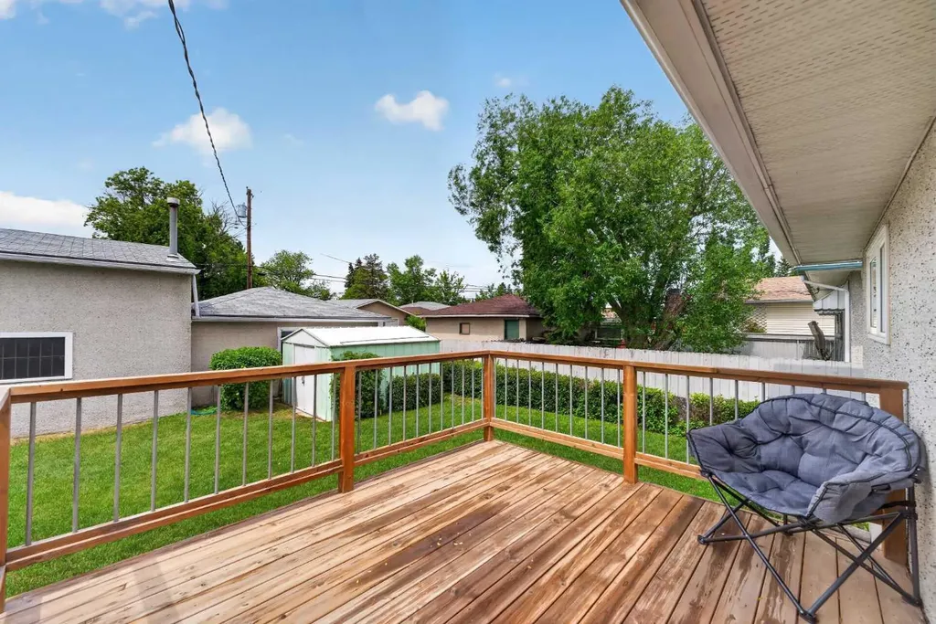 7435 25 Street SE Calgary AB T2C 1A3